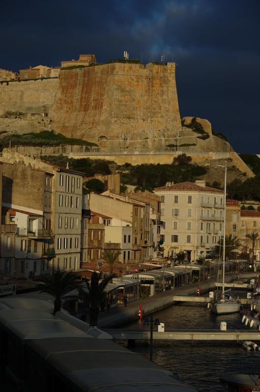 Les Appartements Du Port Bonifacio  Kültér fotó