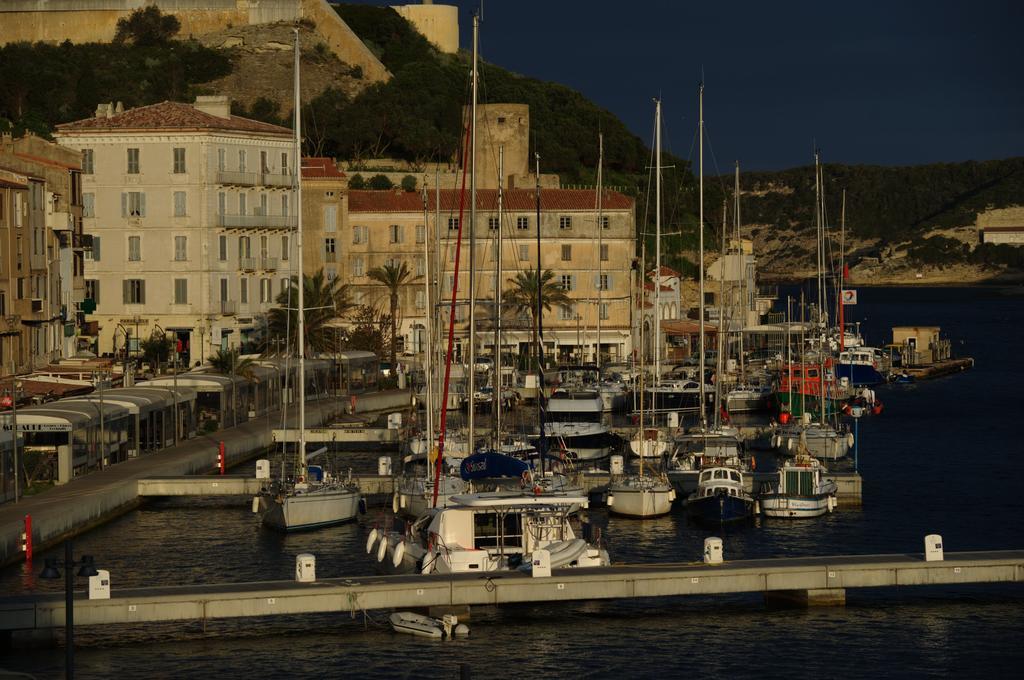 Les Appartements Du Port Bonifacio  Kültér fotó